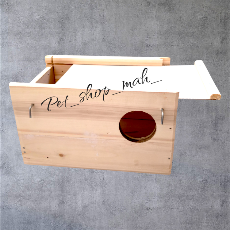 لانه چوبی مخصوص عروس هلندی با درب کشویی و تهویه مناسب برای جوجهکشی و تخمگذاری