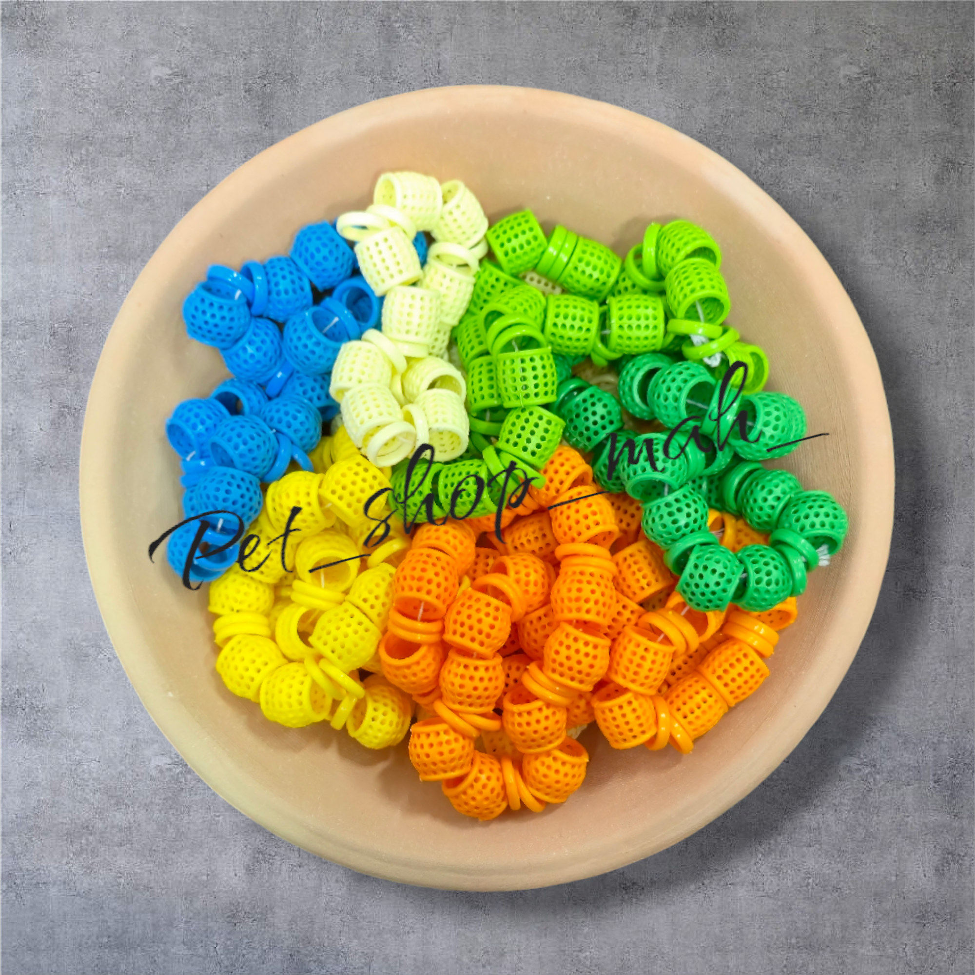 حلقه پا کبوتر مدل خمره ای قزوینی رنگی مناسب برای شناسایی کبوتر