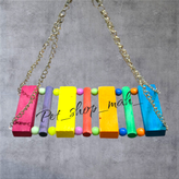 تاب آویزی چوبی رنگی مهرهدار مخصوص پرنده و طوطیسانان